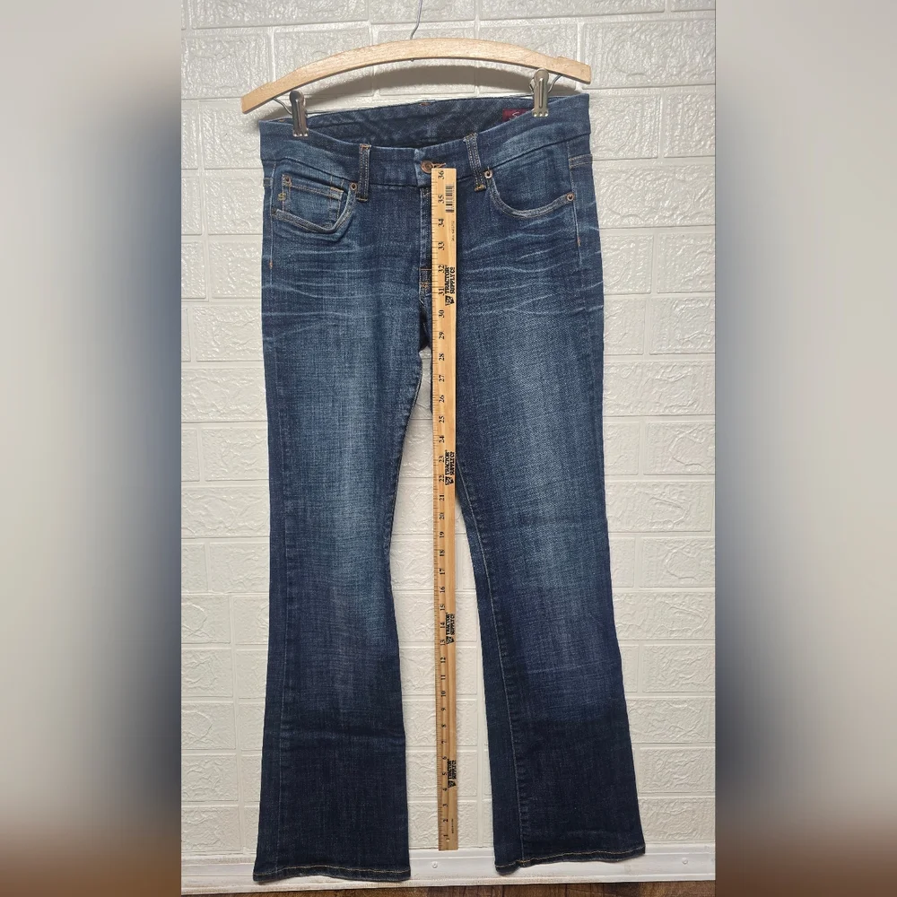 Women's Distressed Premium Cotton Blue Denim Jeans By Seven7 Size 30 - Picture 8 of 12